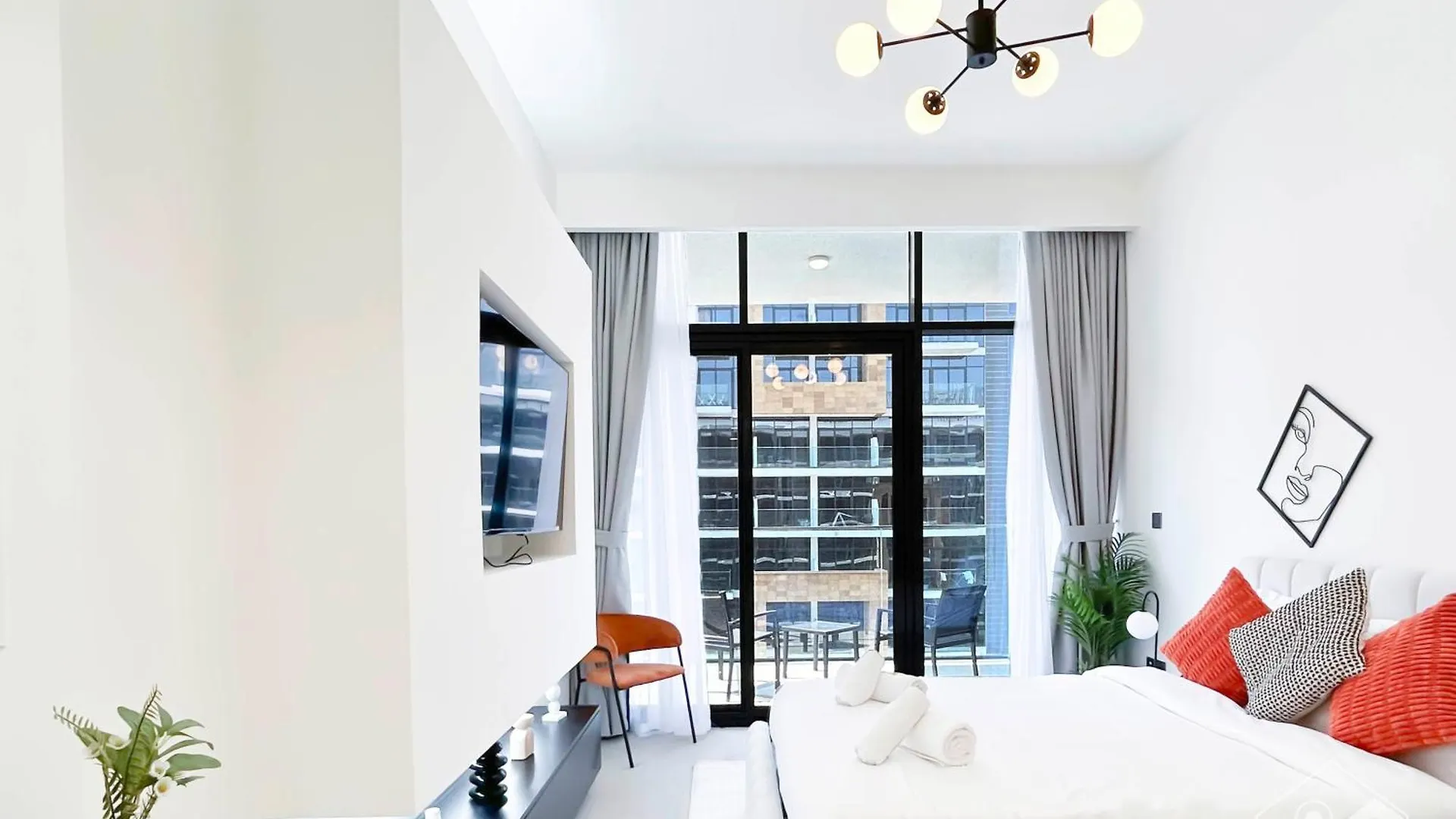 Apartment Beautiful Studio With A Spacious Balcony In Meydan Dubai