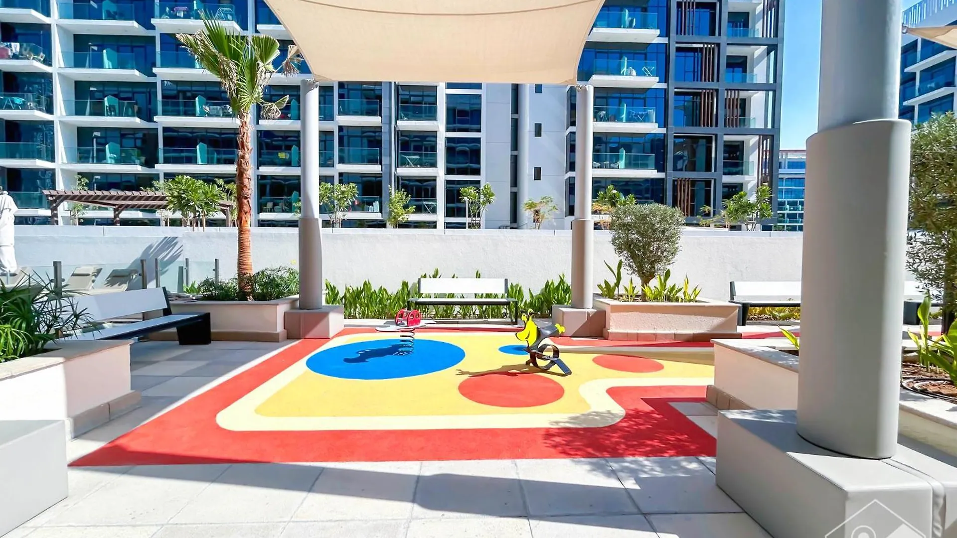 Beautiful Studio With A Spacious Balcony In Meydan Dubai Apartment